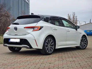 Toyota Corolla 2.0 Hsd Exclusive Plus Gr Sport Bi Tone 2020 – fotografia 3