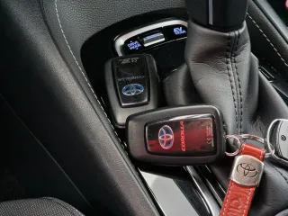 Toyota Corolla 2.0 Hsd Exclusive Plus Gr Sport Bi Tone 2020 – fotografia 21
