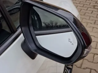 Toyota Corolla 2.0 Hsd Exclusive Plus Gr Sport Bi Tone 2020 – fotografia 31
