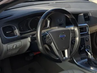 Volvo V60 D6 Plug In Hybrid AWD Geartronic Summum 2014 – fotografia 5