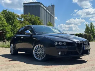 Alfa Romeo 159 2010 – fotografia 1