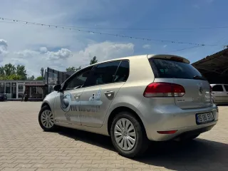 Volkswagen Golf 2011 – fotografia 3