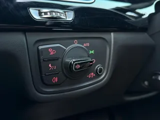 Audi A8 L 3.0 TDI QUATTRO Tip 2011 – fotografia 23