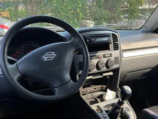Suzuki Grand Vitara 2 0i 2003 – fotografia 7