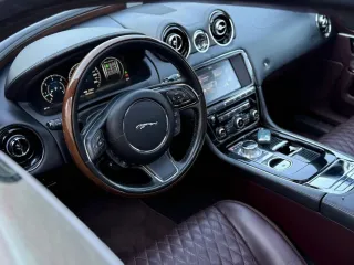 Jaguar XJ 30d Premium Luxury 2016 – fotografia 6