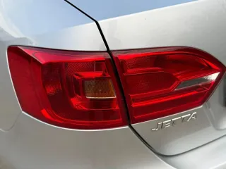 Volkswagen Jetta 1.2 TSI Trendline 2012 – fotografia 5