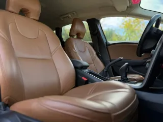 Volvo V40 D2 Drive Aut Kinetic 2016 – fotografia 13