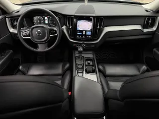 Volvo XC 60 D5 AWD Geartronic Momentum 2018 – fotografia 6