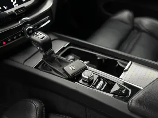 Volvo XC 60 D5 AWD Geartronic Momentum 2018 – fotografia 8