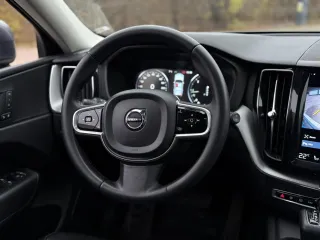 Volvo XC 60 D5 AWD Geartronic Momentum 2018 – fotografia 12
