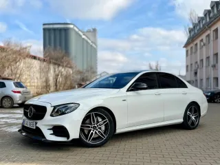 Mercedes-Benz E 220 D 4matic Aut 2017 – fotografia 2
