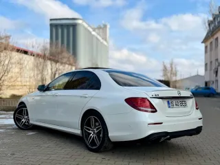 Mercedes-Benz E 220 D 4matic Aut 2017 – fotografia 4