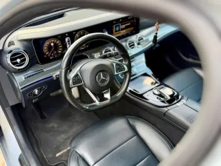 Mercedes-Benz E 220 D 4matic Aut 2017 – fotografia 9