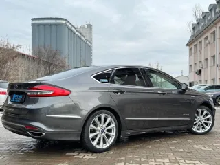 Ford Mondeo 2.0 Hev Vignale 2019 – fotografia 3