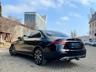 Mercedes-Benz E 300 4matic 9g Tronic Avantgarde 2021 – fotografia 3