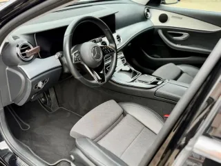 Mercedes-Benz E 300 4matic 9g Tronic Avantgarde 2021 – fotografia 6