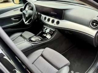 Mercedes-Benz E 300 4matic 9g Tronic Avantgarde 2021 – fotografia 15