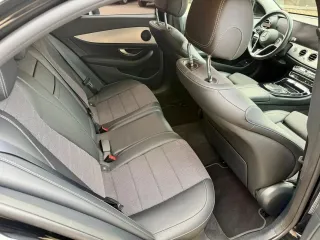 Mercedes-Benz E 300 4matic 9g Tronic Avantgarde 2021 – fotografia 22