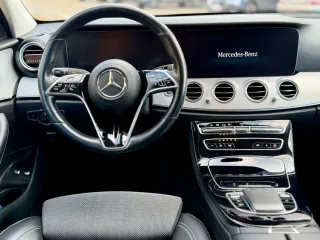 Mercedes-Benz E 300 4matic 9g Tronic Avantgarde 2021 – fotografia 24