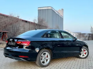 Audi A3 2.0 TDI S Tronic Sport 2017 – fotografia 3