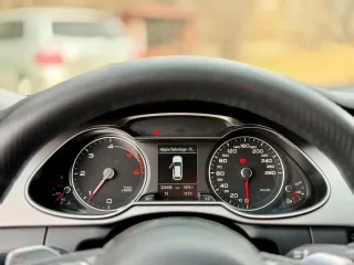 Audi A4 2.0 TDI Multitronic 2012 – fotografia 6