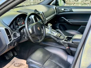 Porsche Cayenne 2013 – fotografia 6