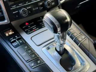 Porsche Cayenne 2013 – fotografia 12
