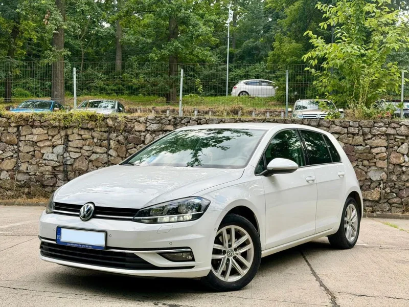 Volkswagen Golf 1.6 TDI DSG Comfortline 2017
