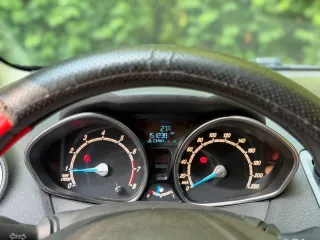 Ford Fiesta 1.0 Start Stop Titanium 2013 – fotografia 16