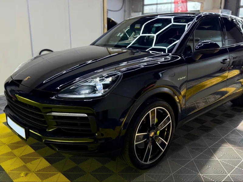Porsche Cayenne Tiptronic S Platinum Edition 2020