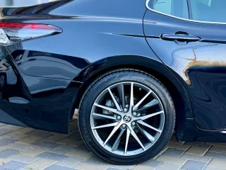 Toyota Camry 2.5 Exclusive 2021 – fotografia 16