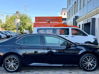 Toyota Camry 2.5 Exclusive 2021 – fotografia 21