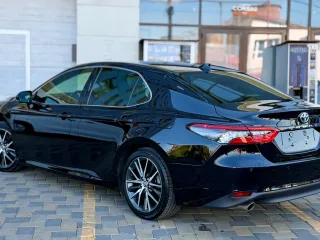 Toyota Camry 2.5 Exclusive 2021 – fotografia 23