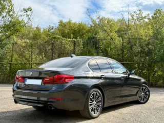 BMW Seria 5 530i At 2018 – fotografia 30