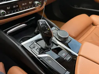 BMW Seria 5 530i At 2018 – fotografia 34